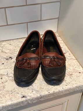 Sebago Leather Tassel Loafers Women's Size 9.5 Black Brown Classic Comfort